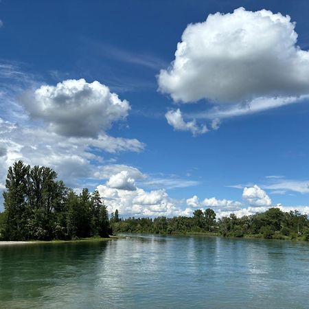 Studio Beim Rhein - Ziegelhuette Flaach Exteriör bild